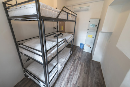 3 bed dorm shared